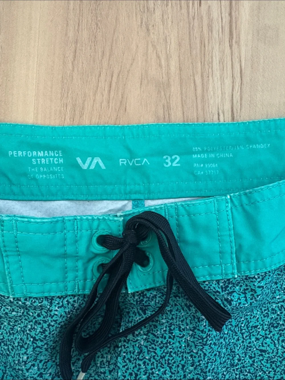 RVCA Men’s Teal, Aqua and Navy Speckled Board Shorts